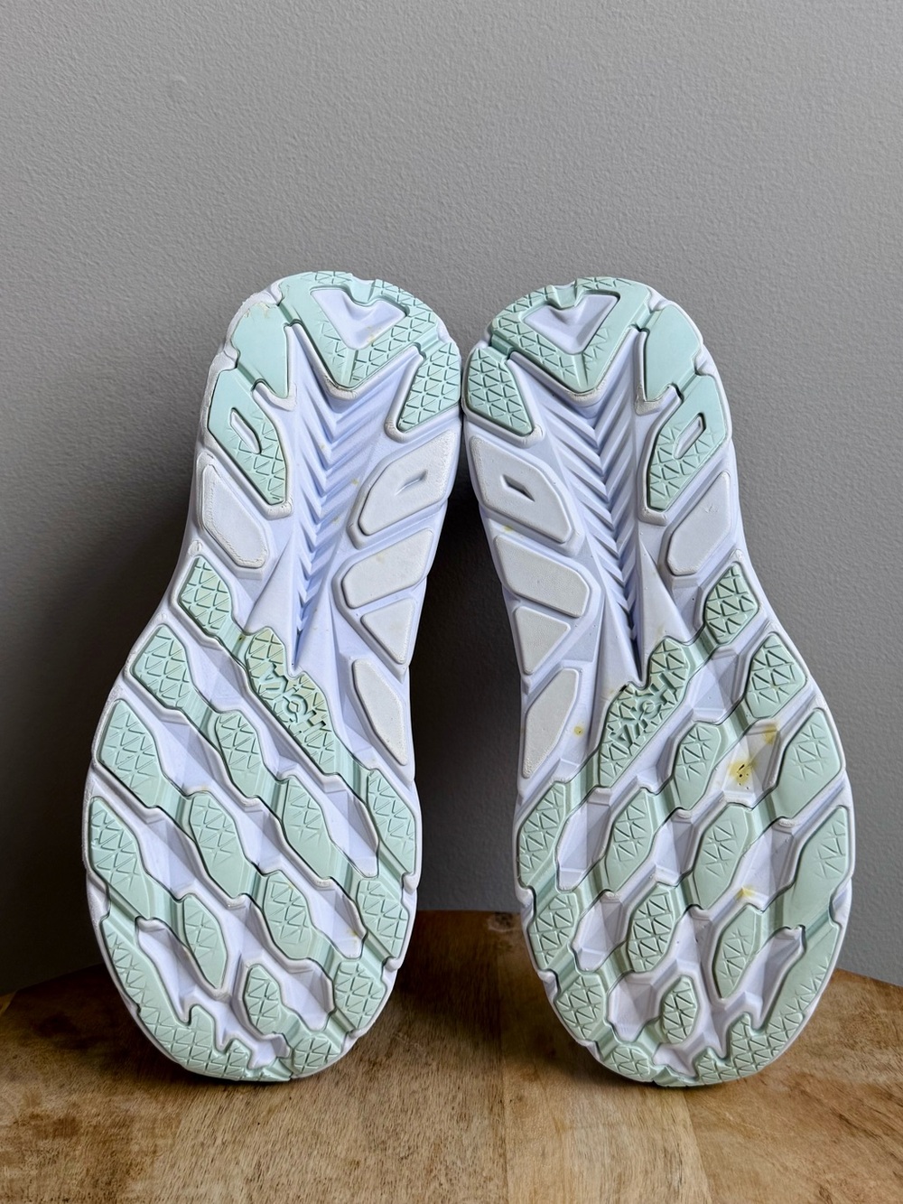 Hoka One Clifton 8 Womens Size 9 Blue Fog White Running Walking Shoes Sneakers - Picture 9 of 10
